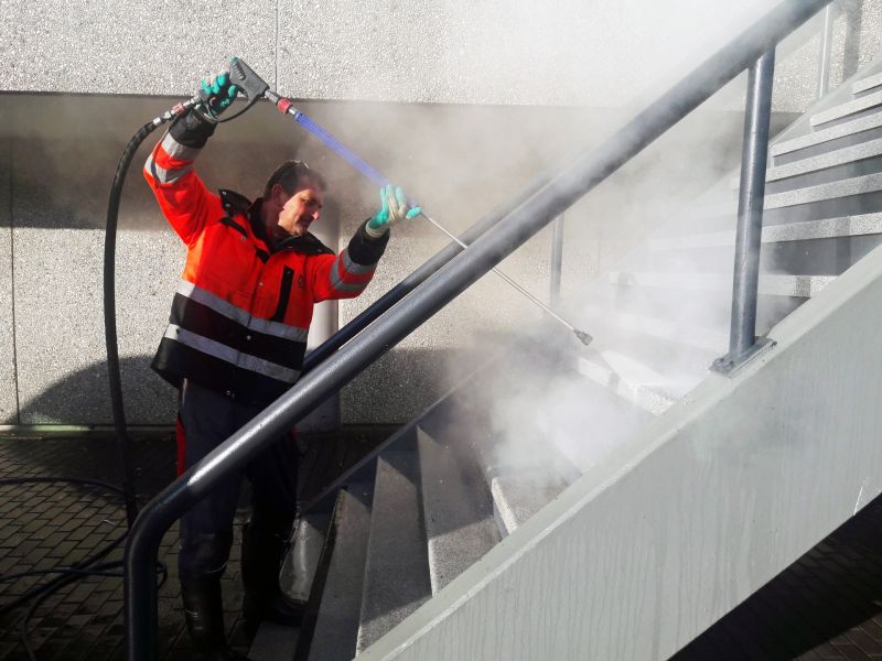 Commercial Pressure Washing by Delcon Maintenance Corp